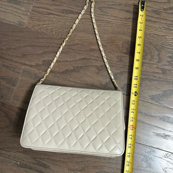 💯 CHANEL Light Beige Coco Mark Chain Leather Flap Shoulder Bag - Picture 11 of 13